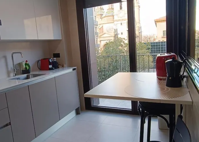 Lc Plaza Del Pilar Апартаменты *